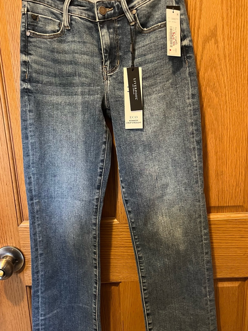 Liverpool Jeans Company High-Rise Cropped Straight Jeans in Medium Blue